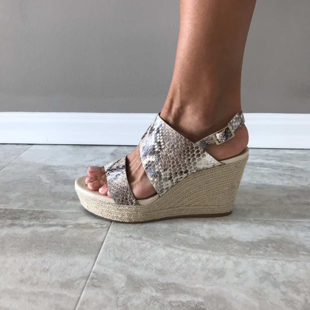 Antonio Melani Pinale Wedge Sandal